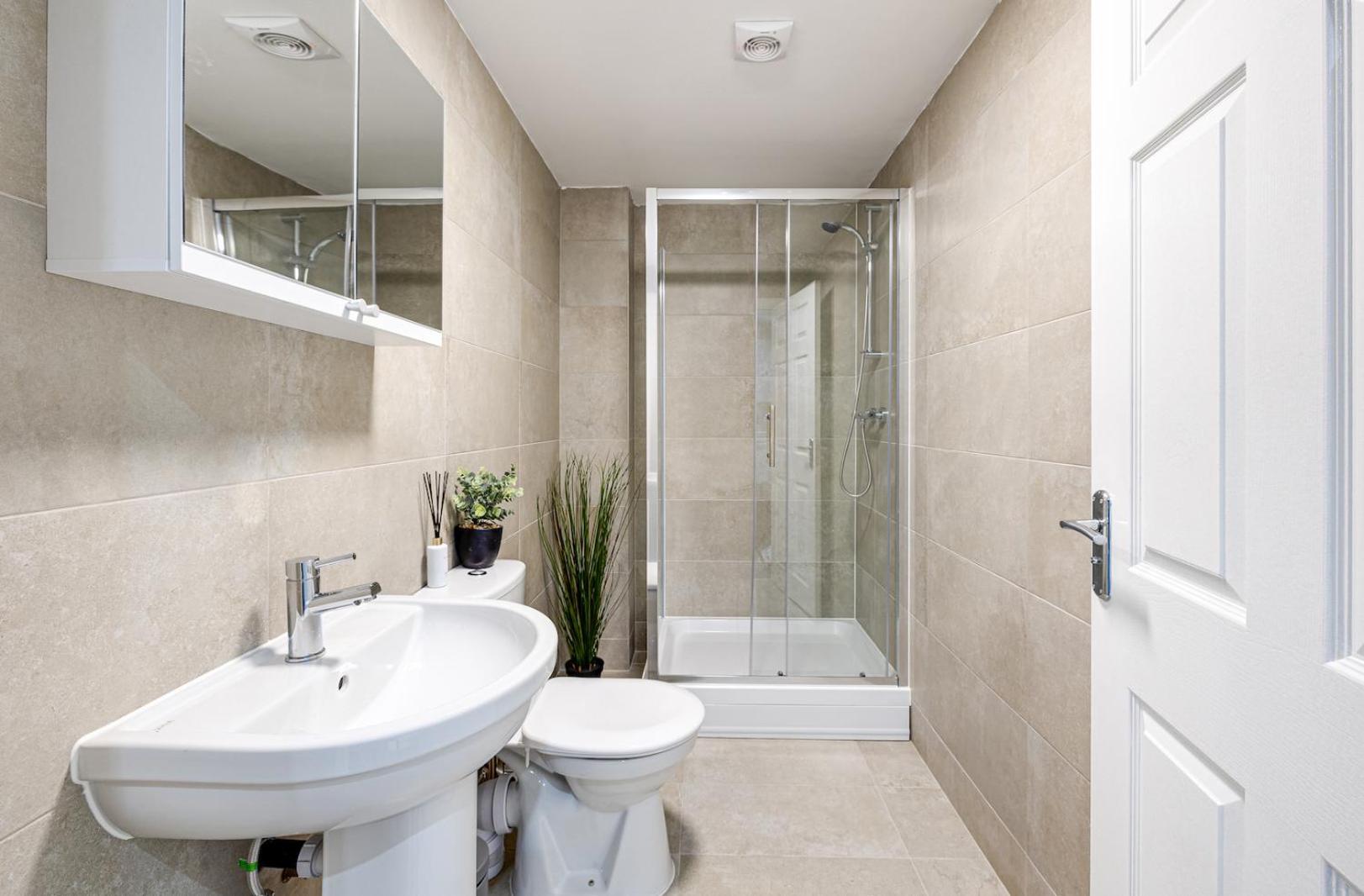 Top Floor Apartment With Private Balcony In Stockport Centre By Hass Haus المظهر الخارجي الصورة